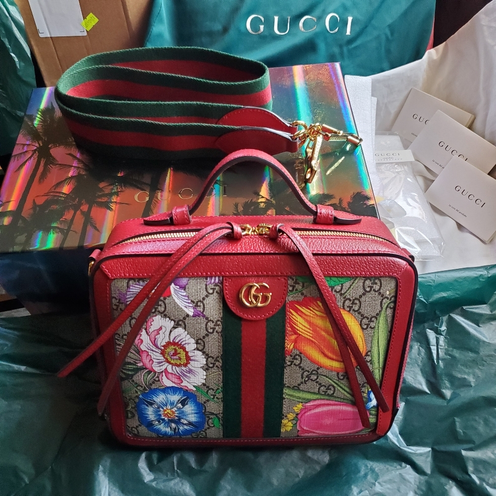 Gucci Ophidia GG Supreme Flora Small Shoulder Bag